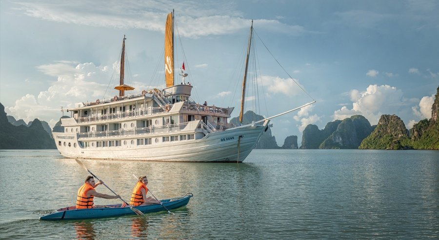 Paradise Luxury Cruise